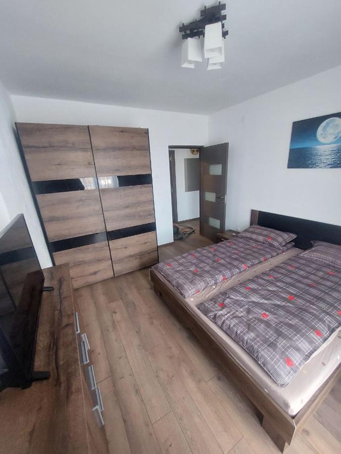 Apartament Dabe Hd Hunedoara Dış mekan fotoğraf