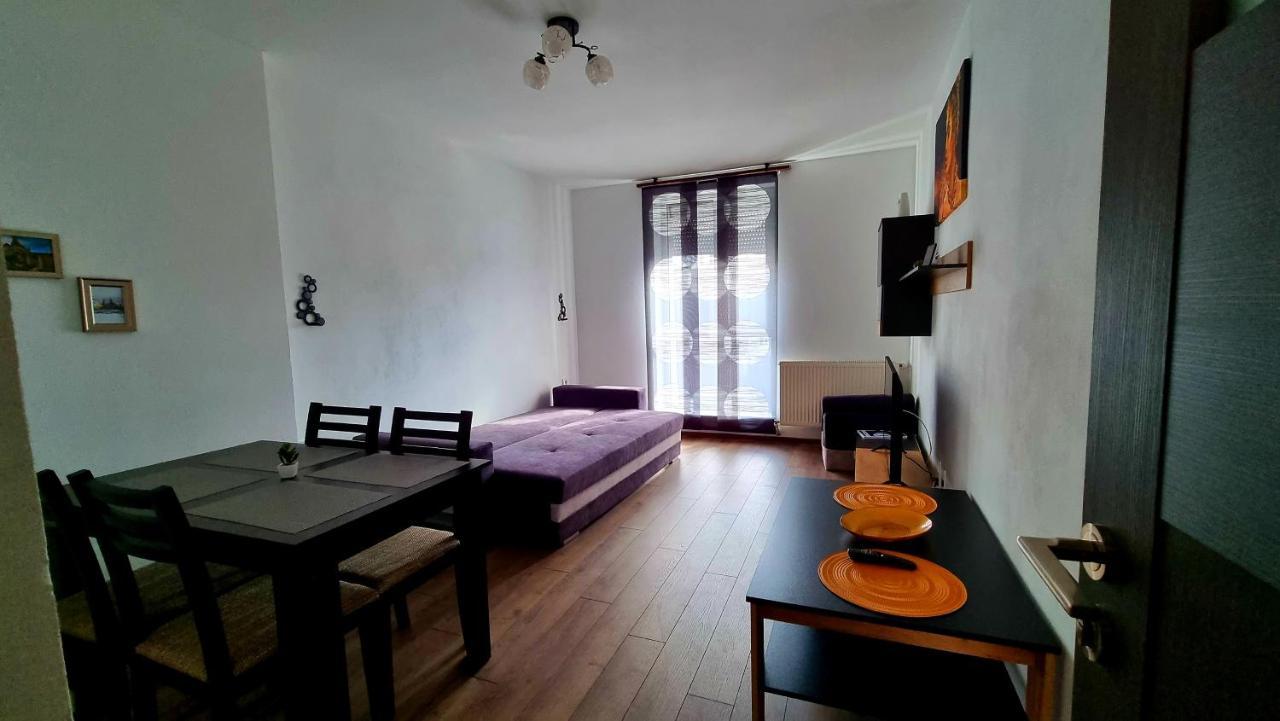 Apartament Dabe Hd Hunedoara Dış mekan fotoğraf