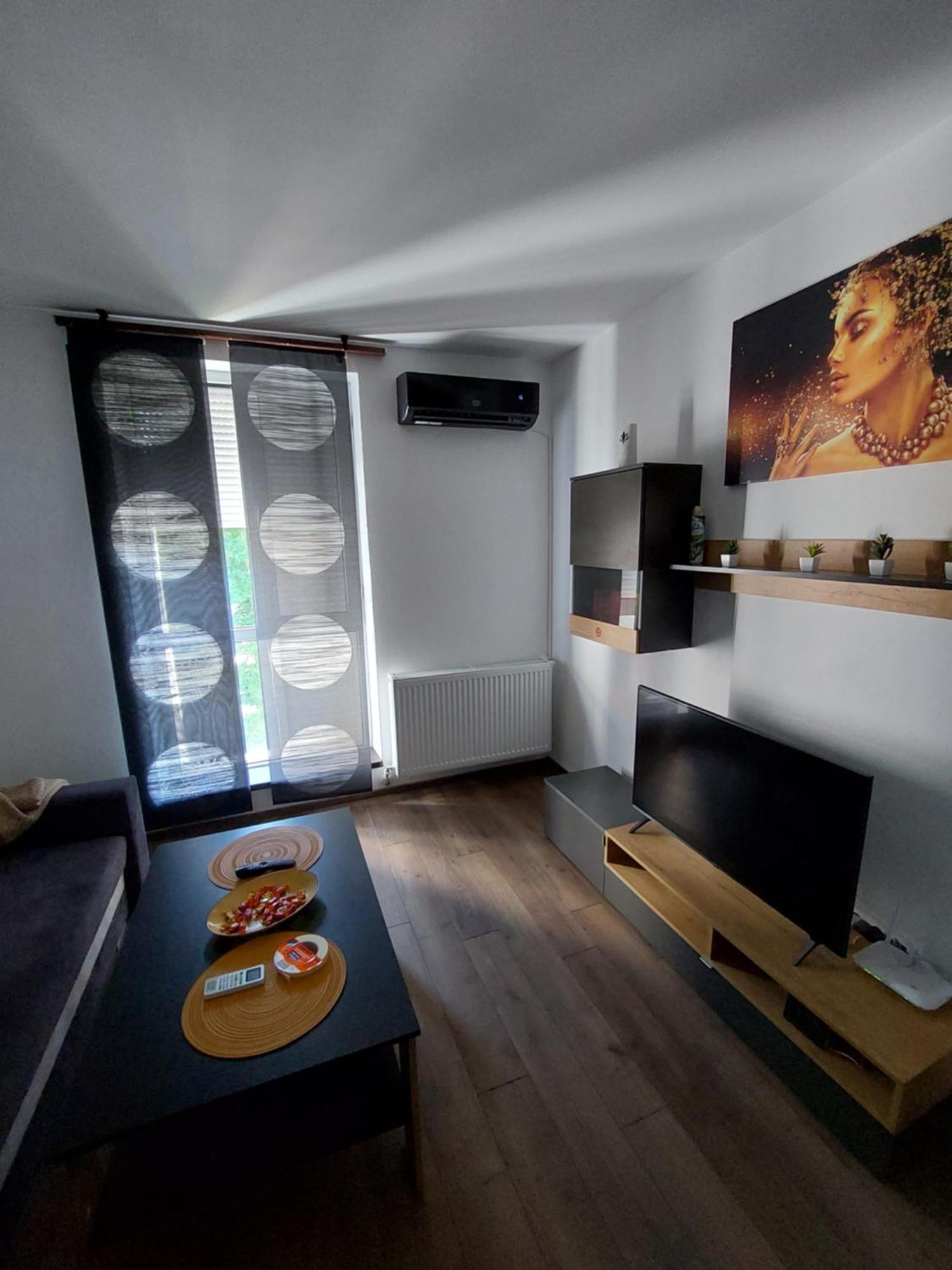 Apartament Dabe Hd Hunedoara Dış mekan fotoğraf