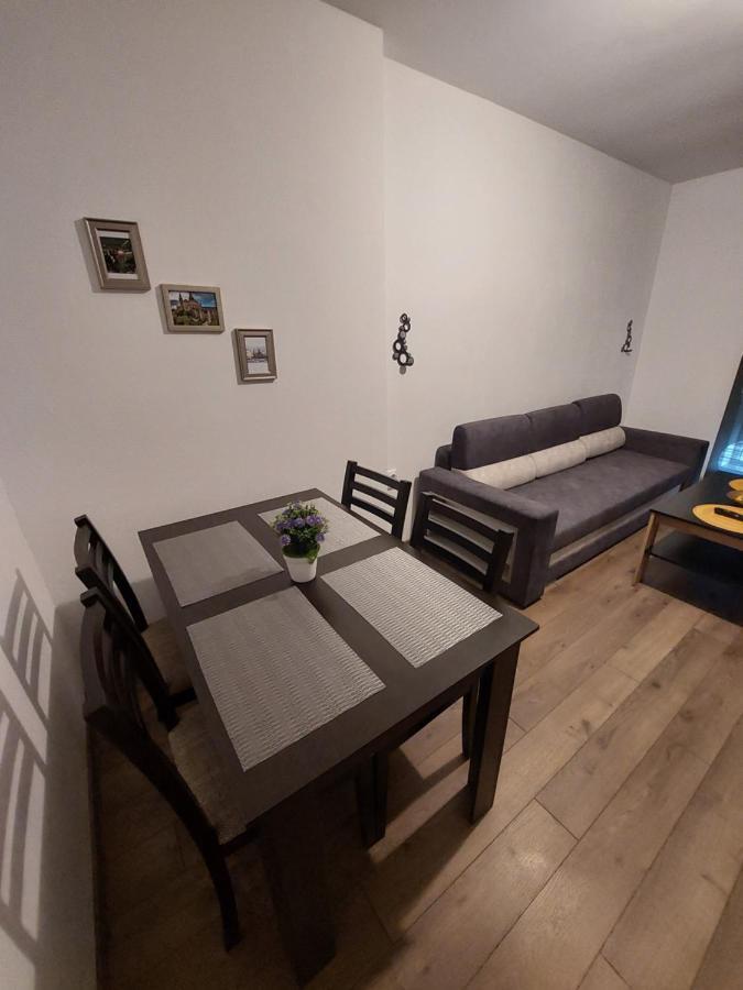 Apartament Dabe Hd Hunedoara Dış mekan fotoğraf